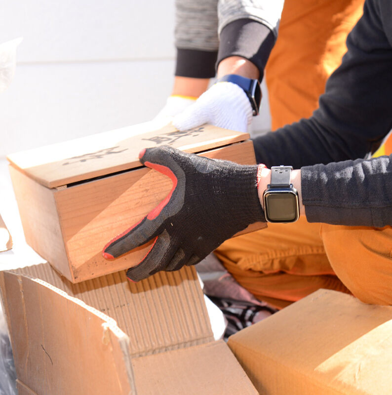 不用品回収のプロである久喜市のエコワールド埼玉。引越しサポートの際も荷物の中に不用品があればそのまま回収まで承ります！  新居には必要な物だけ、不用品はスッキリ処分して気持ちの良い新生活を迎えましょう♪