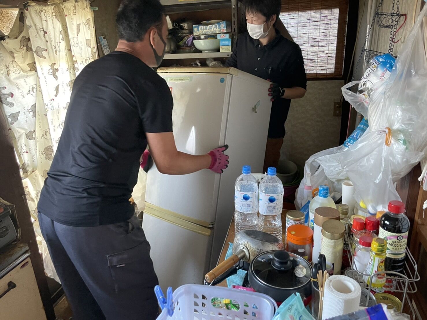 久喜市の不用品回収エコワールドは親切、丁寧を心がけいつでも安心して頼める不用品回収をめざします。