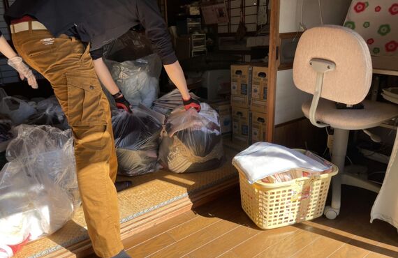 片付けのコツ！「自力で少しずつ」より「プロがまとめて」最短30分で快適な空間へ｜久喜市から出張！エコワールド埼玉